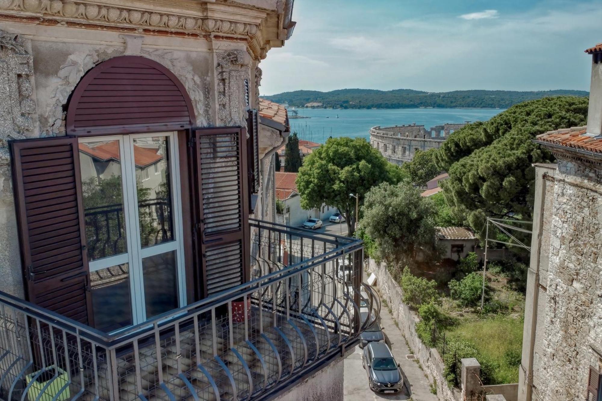 Apartment Seagull Пула Екстериор снимка